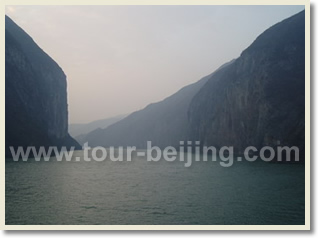 Beijing Chongqing Yangtze Yichang Shanghai 9 Day Tour